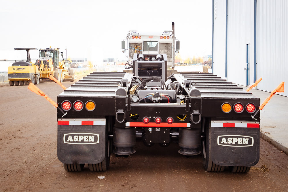 55 Ton Triaxle Lowbed - image 3 of 6