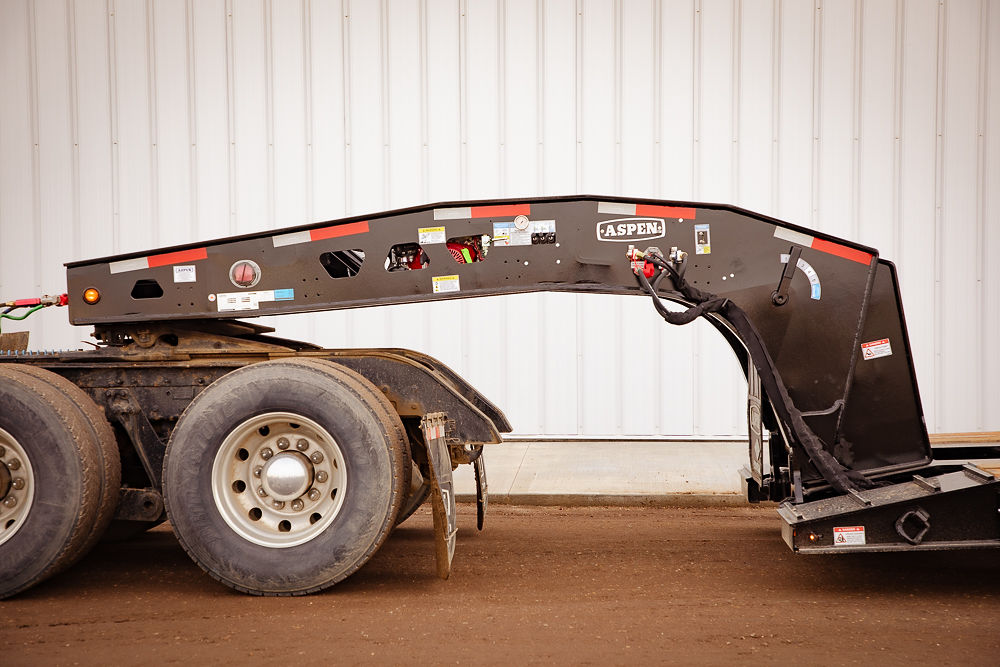 55 Ton Triaxle Lowbed - image 4 of 6