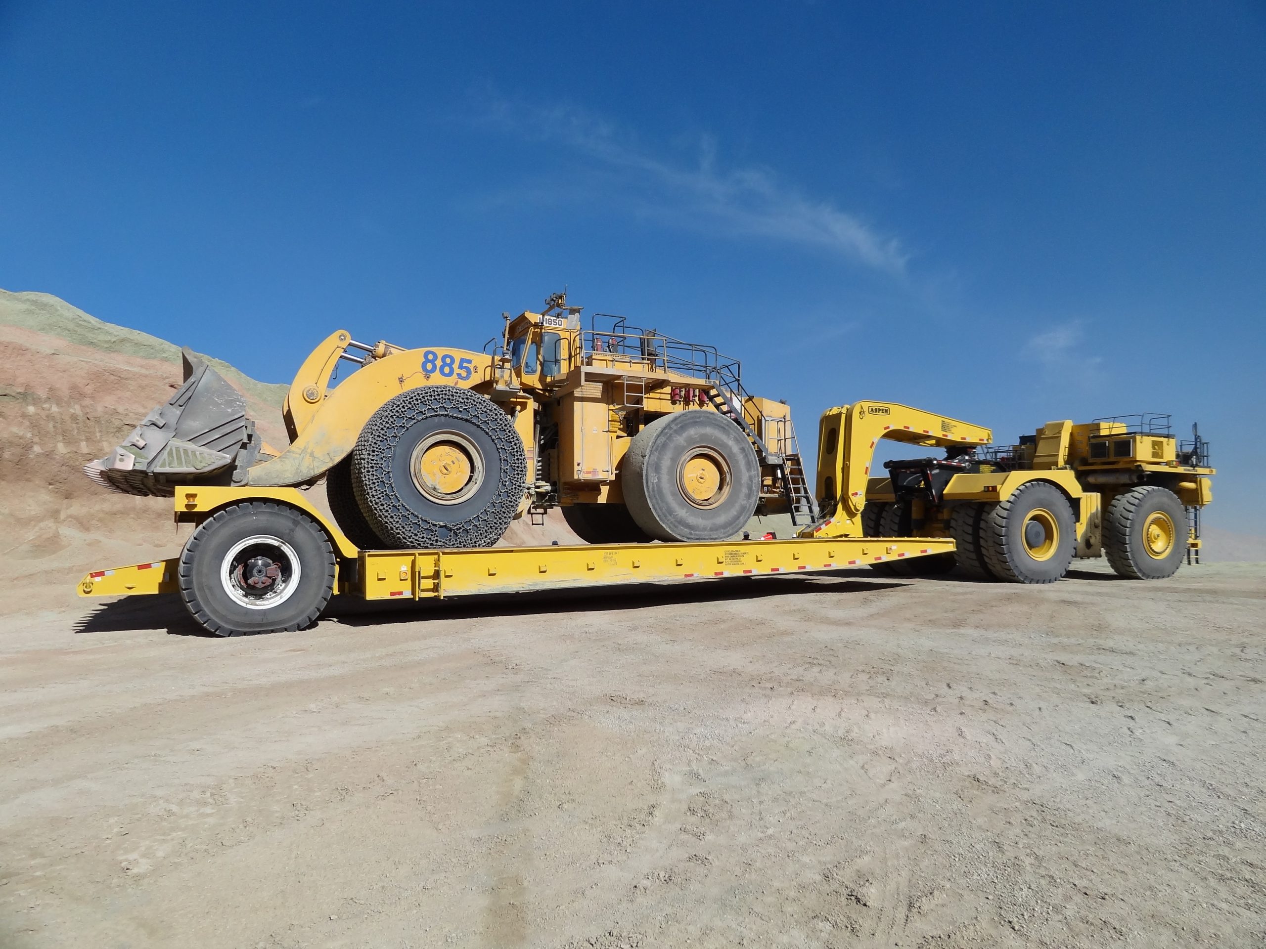 Mining Equipment Haulers - image 6 of 6